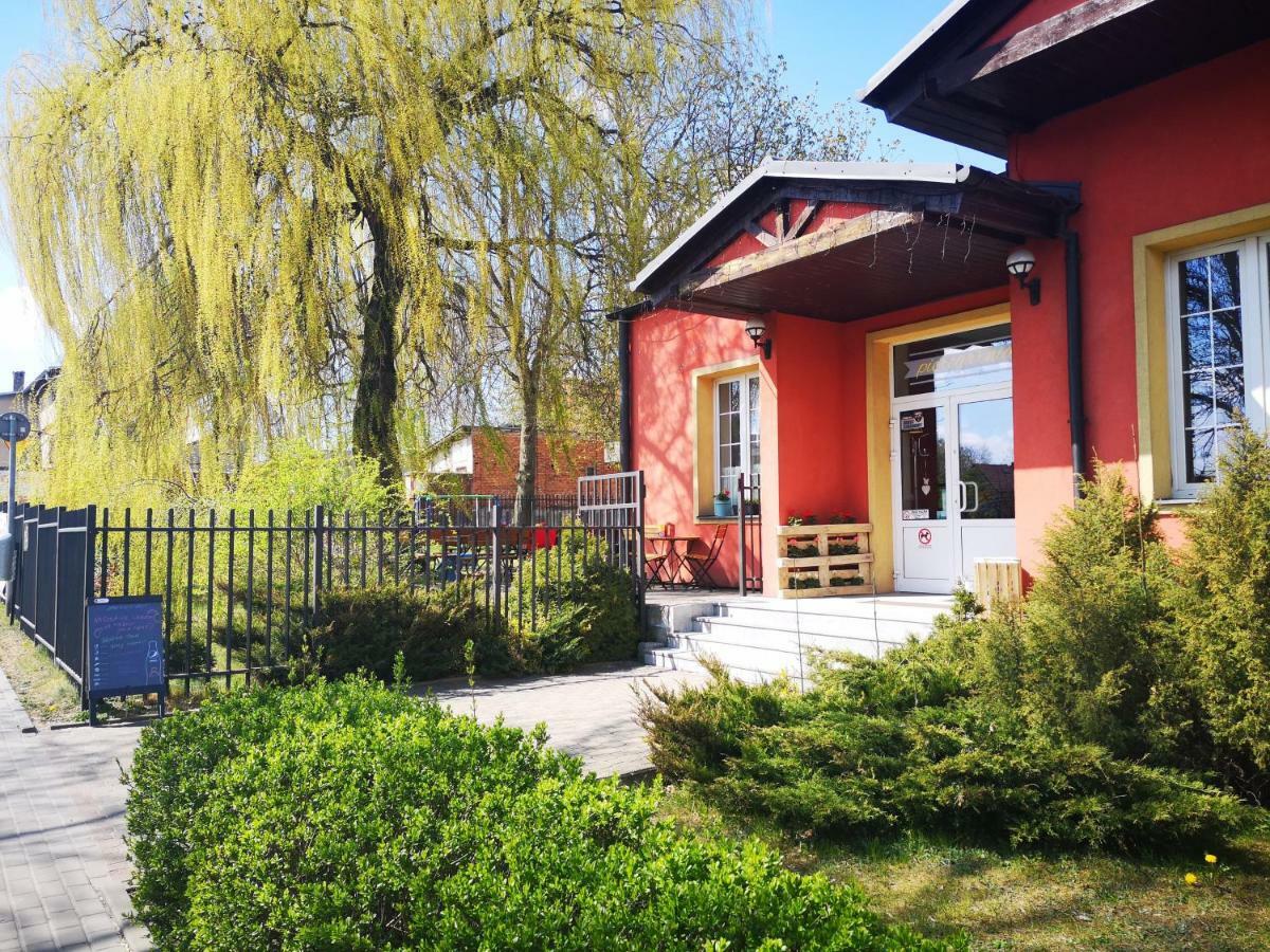 Hotel Gryf Косцежина Екстериор снимка